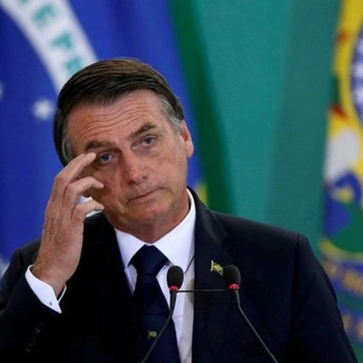 Metade dos brasileiros apoia prisão de Bolsonaro