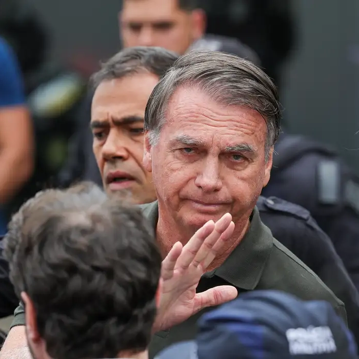 Primeira turma do STF mantém Jair Bolsonaro preso