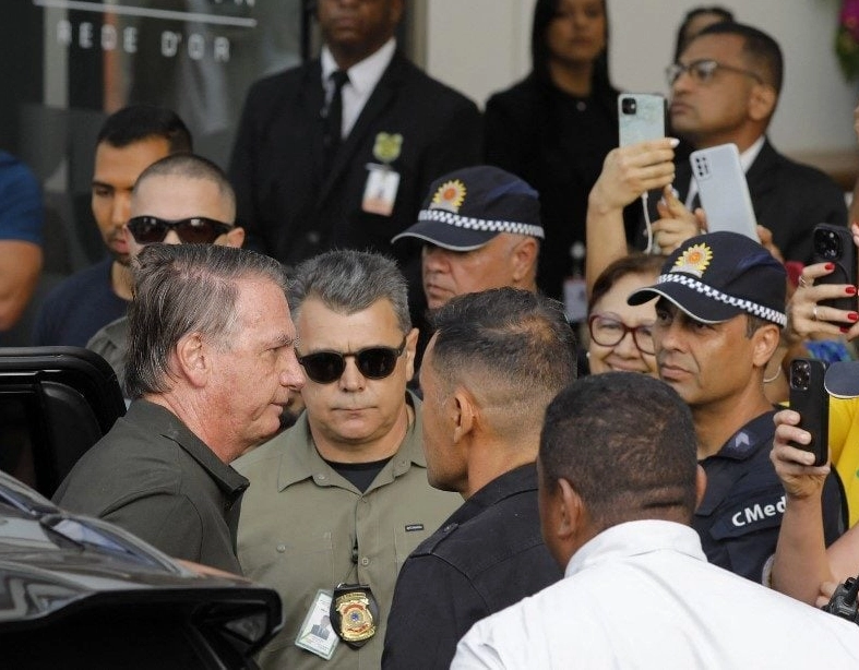 Moraes cobra explicações da Polícia Penal sobre escolta de Bolsonaro em hospital