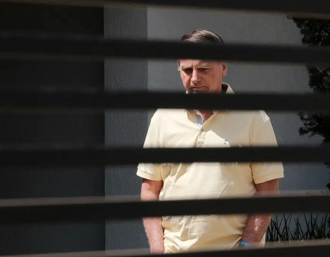 Alexandre de Moraes autoriza procedimento cirúrgico de Jair Bolsonaro