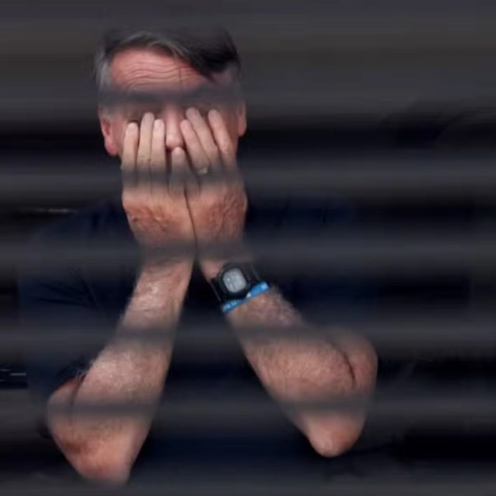 Defesa de Bolsonaro pede prisão domiciliar humanitária ao STF