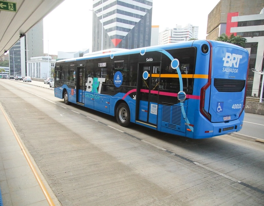 Nova linha do BRT entra em operação neste sábado; saiba o que muda