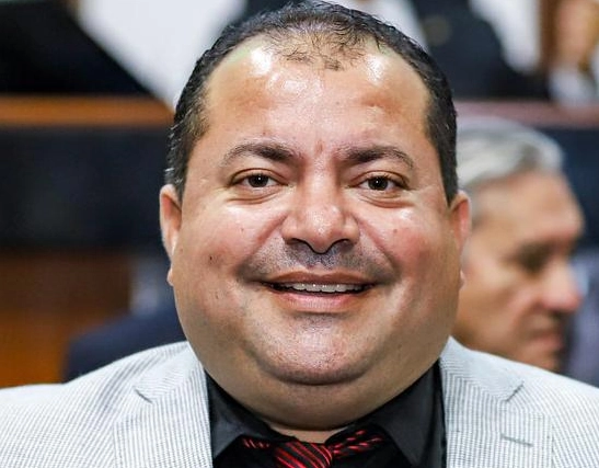 Deputado terá que devolver mais de R$ 800 mil à Prefeitura de Ibititá por irregularidades em licitação