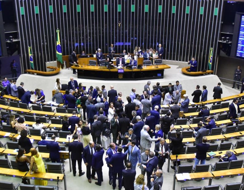 Veto ao Marco Temporal derrubado: confira votos dos deputados e senadores baianos