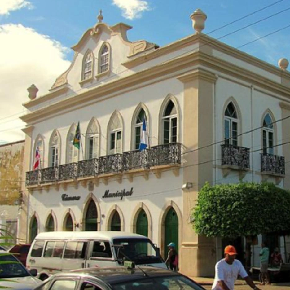 Justiça Eleitoral cassa mandato de três vereadores em Valença