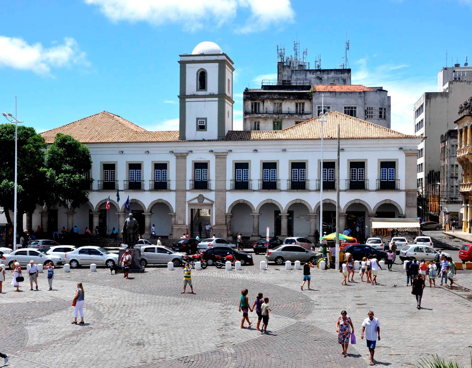 Disputa pela mesa diretora da câmara de Salvador começa com diversos candidatos