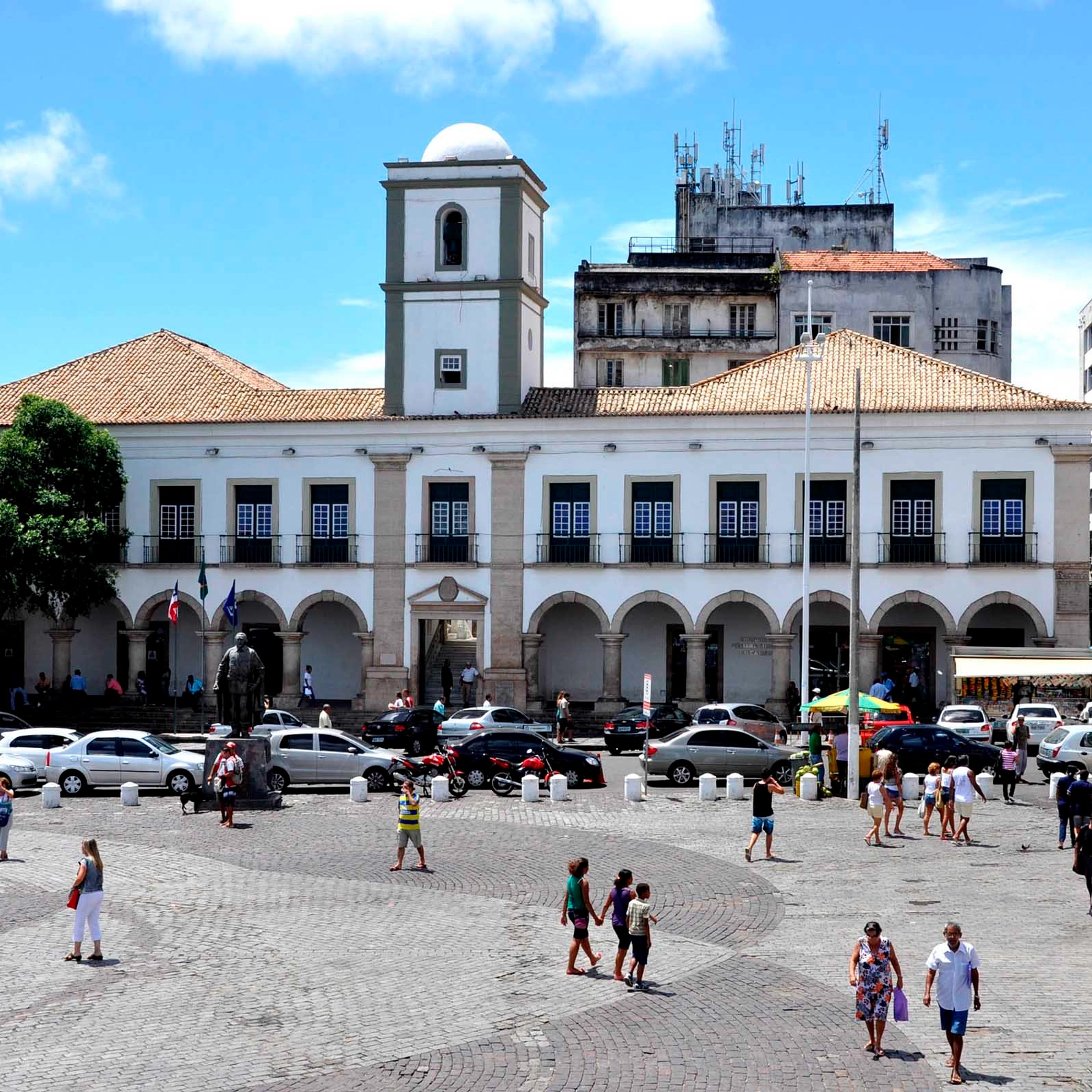 Câmara de Salvador retoma sessões ordinárias no Plenário Cosme de Farias