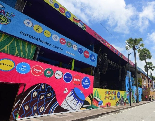 Camarotes do carnaval de Salvador devem ser desmontados em até dez dias