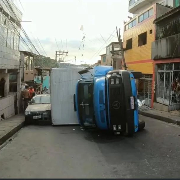 Homem morre esmagado por caminhão em São Caetano