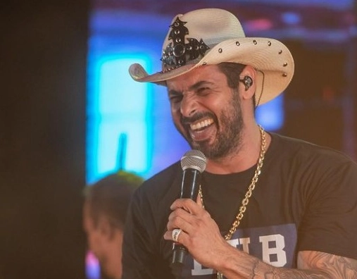 Cantor sertanejo, João Carreiro morre após cirurgia; ele chegou a brincar momentos antes