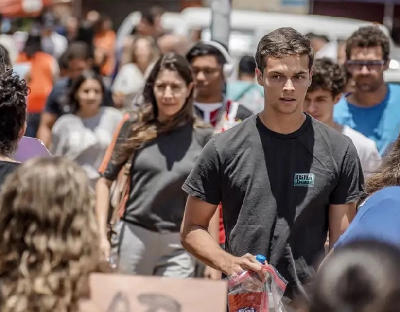 Governo lança programa que pagará 'salário' a estudantes; veja como vai funcionar