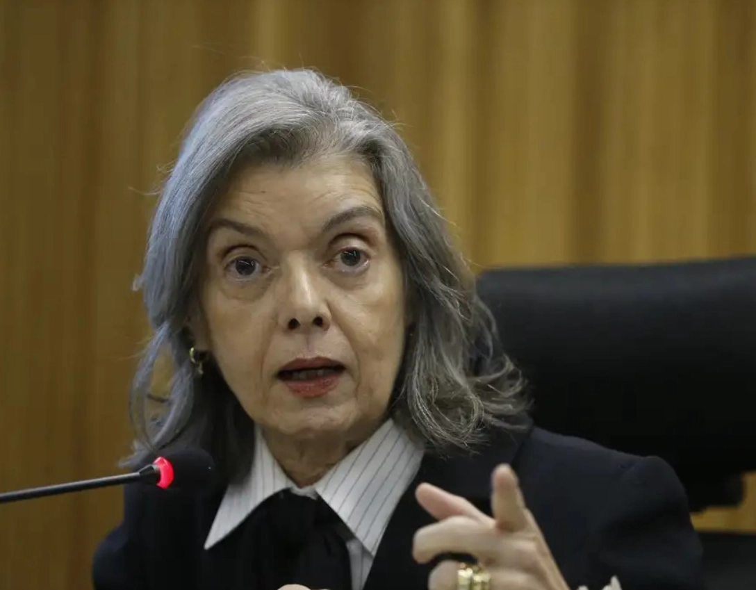 Cármen Lúcia condena episódios de violência na campanha eleitoral