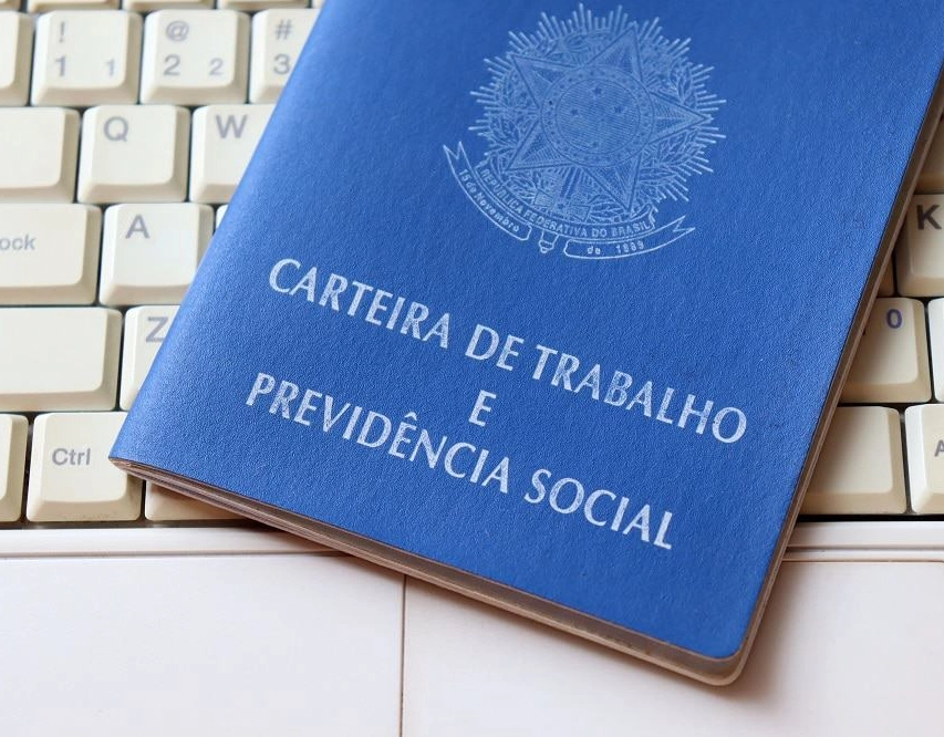 Desemprego no Brasil cai a 5,8%