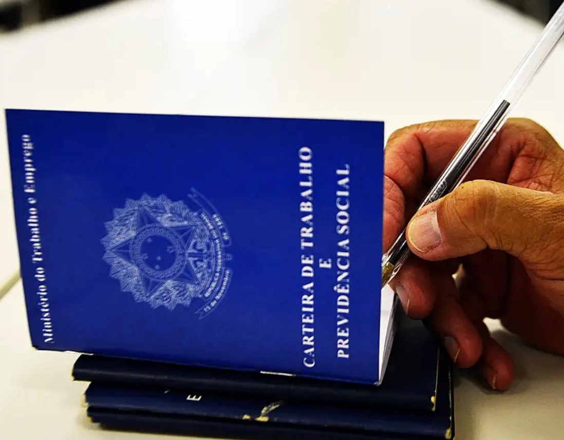 Brasil registra saldo de mais de 257 mil novos empregos em abril