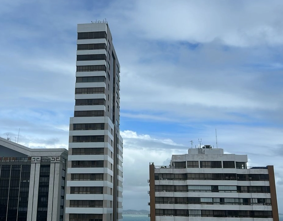 Chuva em Salvador tem invasão de água no ferry, acumulado do mês inteiro e outros incidentes; veja