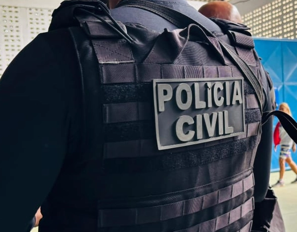 Delegada é vítima de sequestro em Salvador e vídeo mostra ação