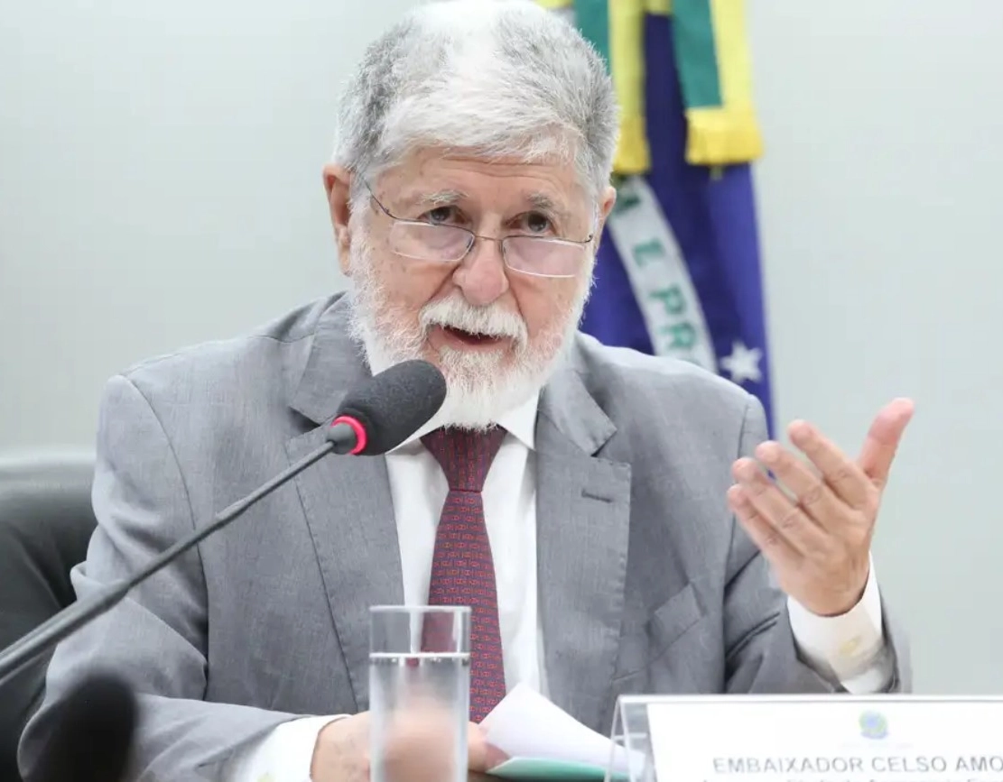 Celso Amorim defende que Brasil deve insistir em diálogo com Venezuela