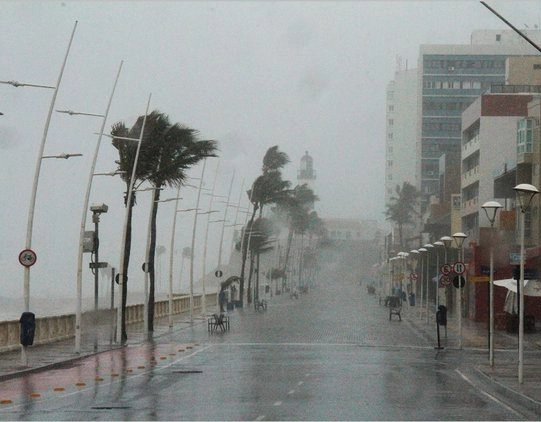 Bahia deve ter chuva intensa neste final de semana; veja previsão