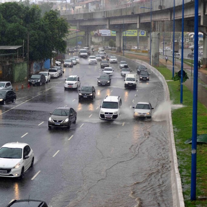 Inmet alerta para chuvas fortes em Salvador e outras 64 cidades baianas; veja lista