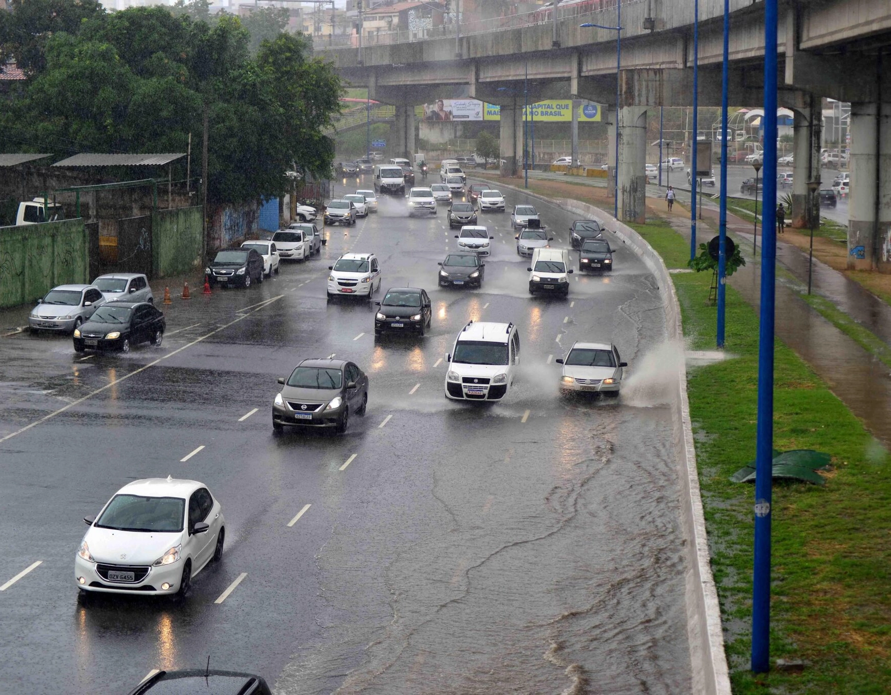 Salvador já registrou cerca um terço do volume de chuvas esperado para abril