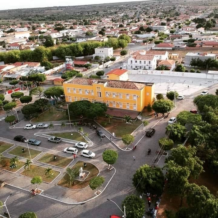 Prefeitura de Cipó é investigada por inflar dados da educação com alunos de outras cidades; prefeito se defende