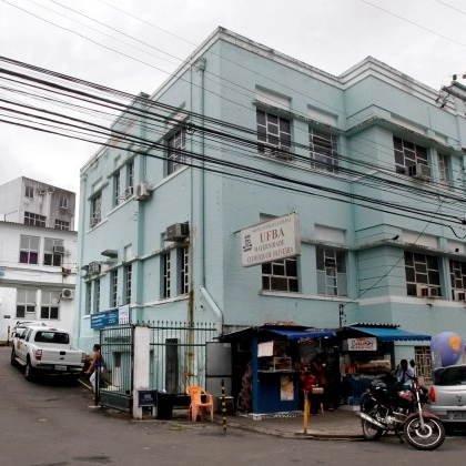 Casal formado por médica e enfermeira de Salvador ganha na justiça direito à licença-maternidade para cada mãe; entenda