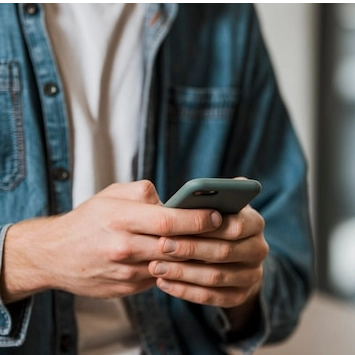 Rede social X enfrenta instabilidade neste sábado