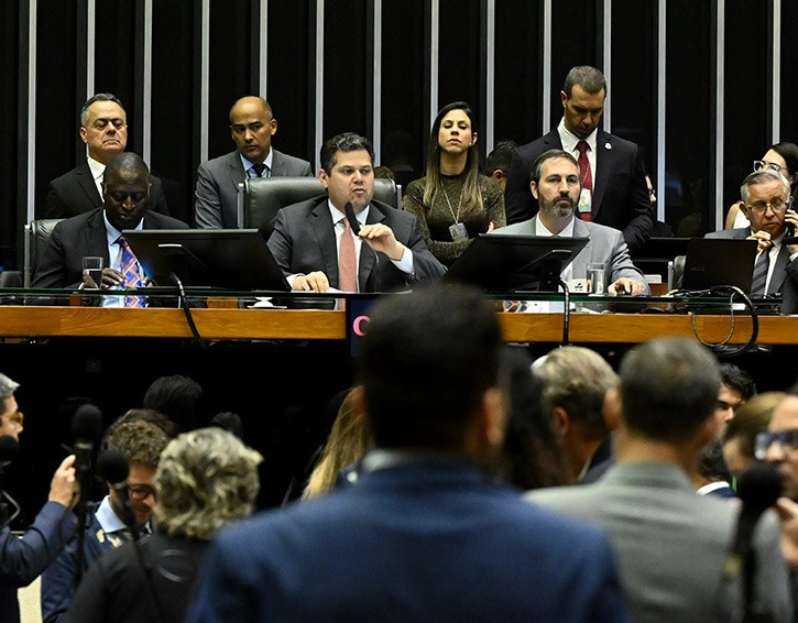 Congresso aprova Orçamento de 2026 com R$ 61 bilhões reserados para emendas parlamentares