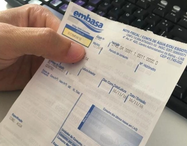 Transtorno da falta d'água pode gerar desconto na conta da Embasa?