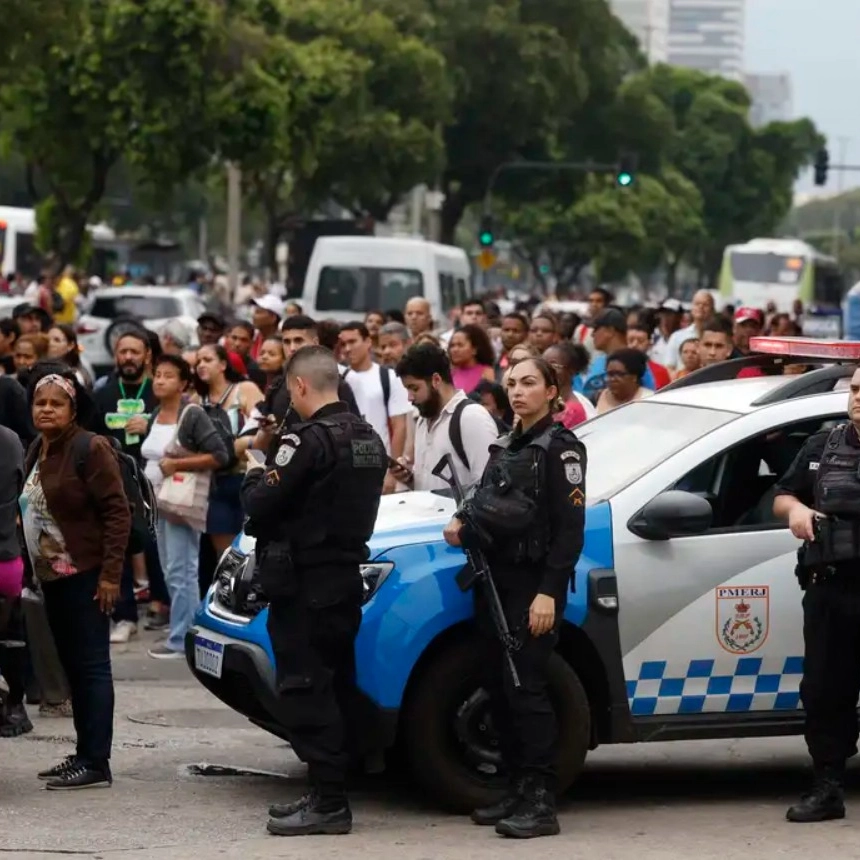 Operação no Rio é a maior em 15 anos e a mais letal no estado