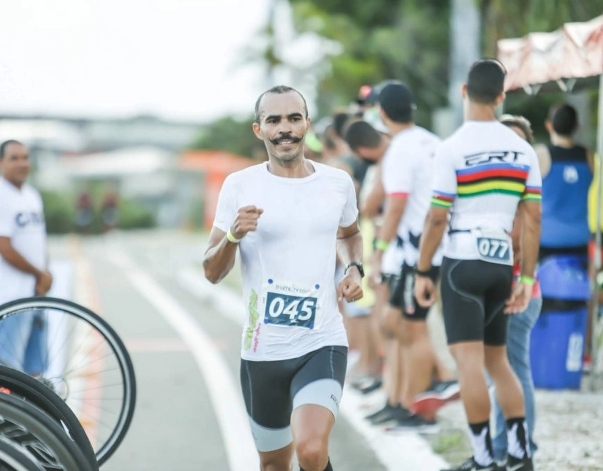 De Salvador para o mundo: guarda municipal conquista vaga no Campeonato Mundial de Triathlon