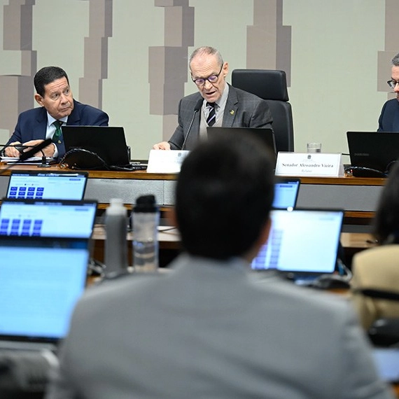 Reuniões da CPI do Crime Organizado com governadores são canceladas