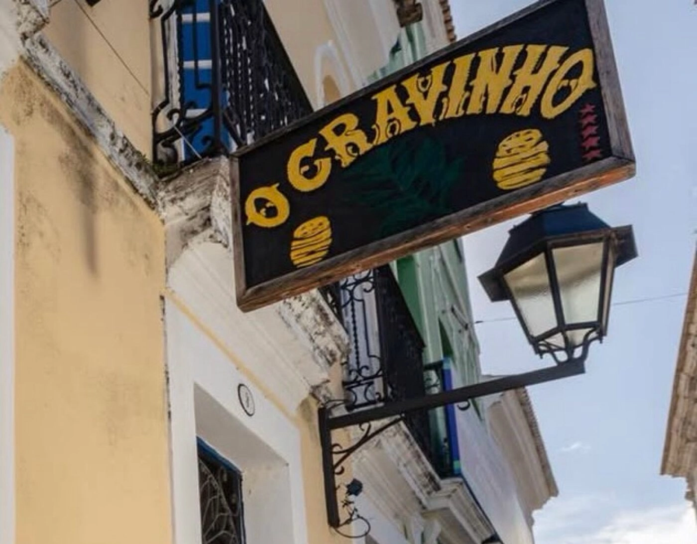 Bar O Cravinho reabre no Pelourinho