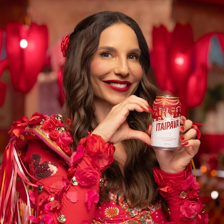 Ivete Sangalo estrela nova campanha da Itaipava, que celebra o amor do nordestino pelo São João