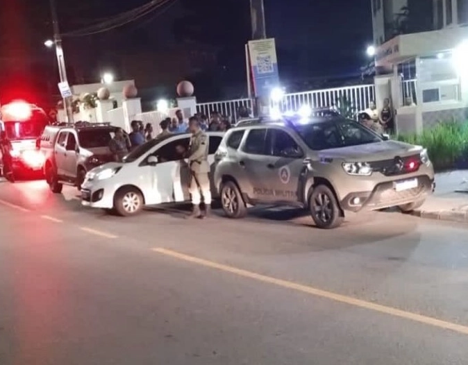 Homem de 35 anos é morto após assalto em Salvador; câmera flagrou ação