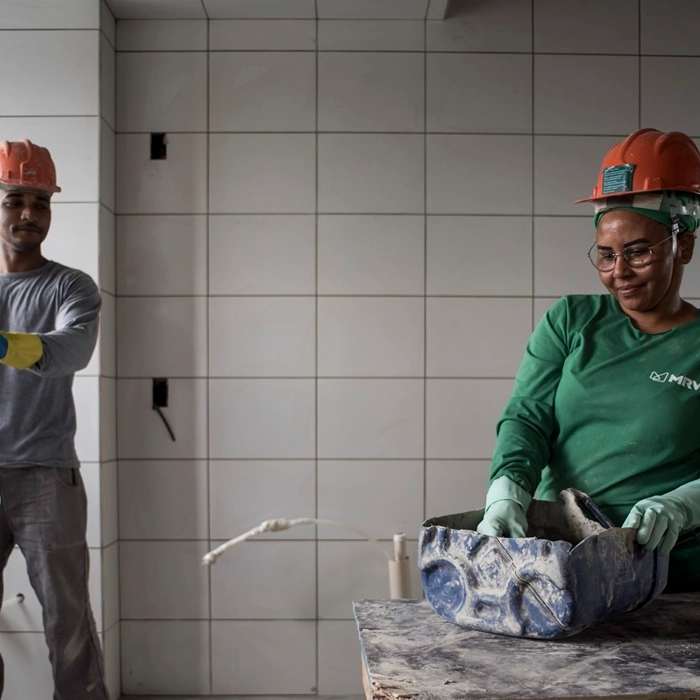 Construtora abre 60 vagas de emprego em Salvador; veja lista