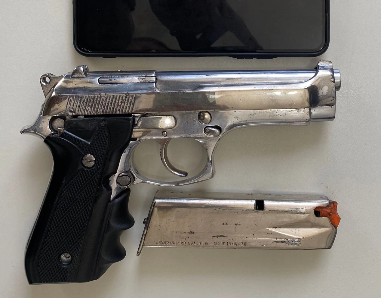 PM apreende pistola na cidade de Santo Antônio de Jesus