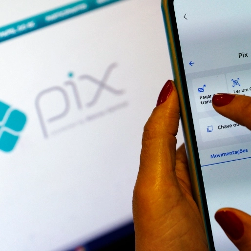 Após adiamentos, Banco Central desiste de regular Pix Parcelado