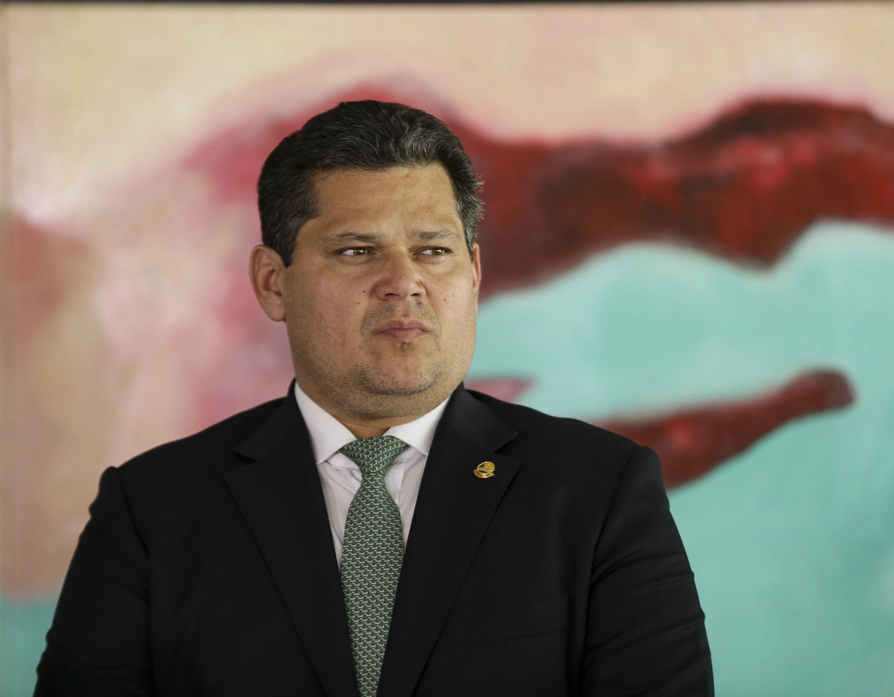 Alcolumbre responde carta de Jorge Messias e diz que sabatina ocorrerá no momento oportuno