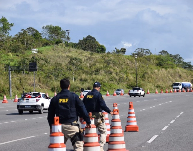 PRF registra mais de 60 acidentes em rodovias federais durante período natalino na Bahia