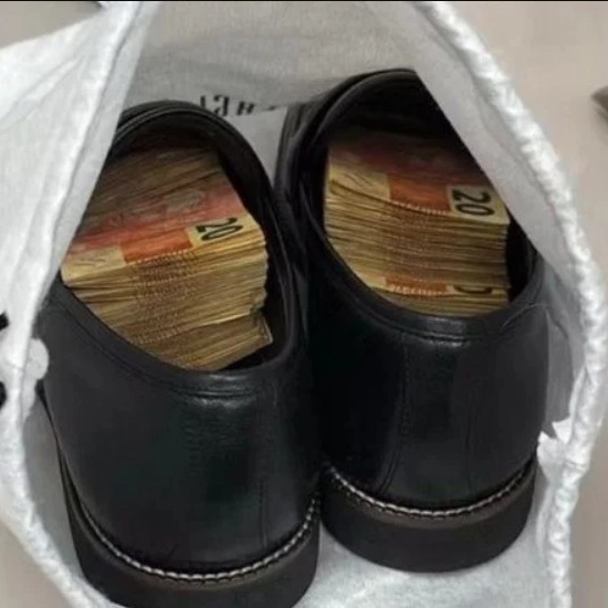PF encontra R$ 10 mil escondidos em sapato de primo de Elmar Nascimento