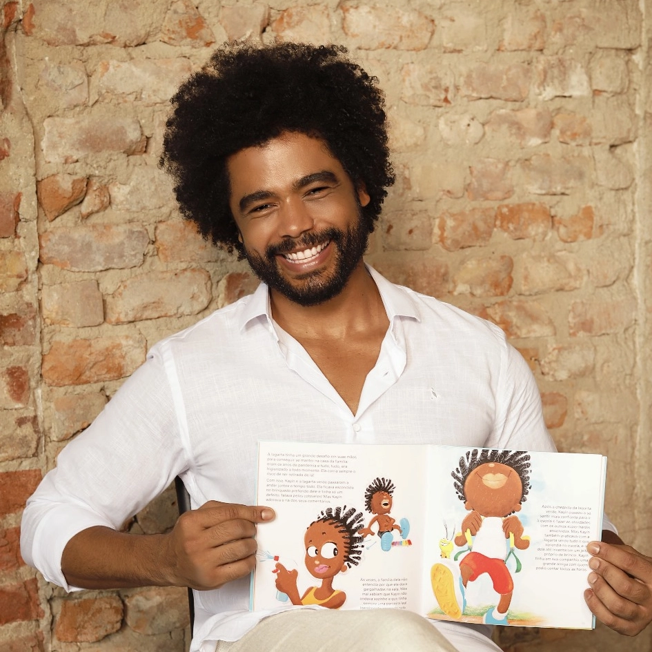 Ator da Globo Diogo Almeida lança livro infanto-juvenil em Salvador