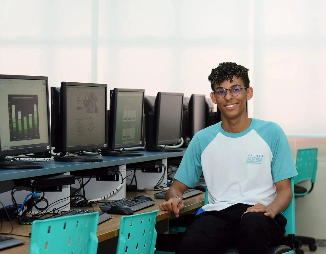 Jovem baiano vai representar o Brasil em campeonato mundial de tecnologia nos EUA