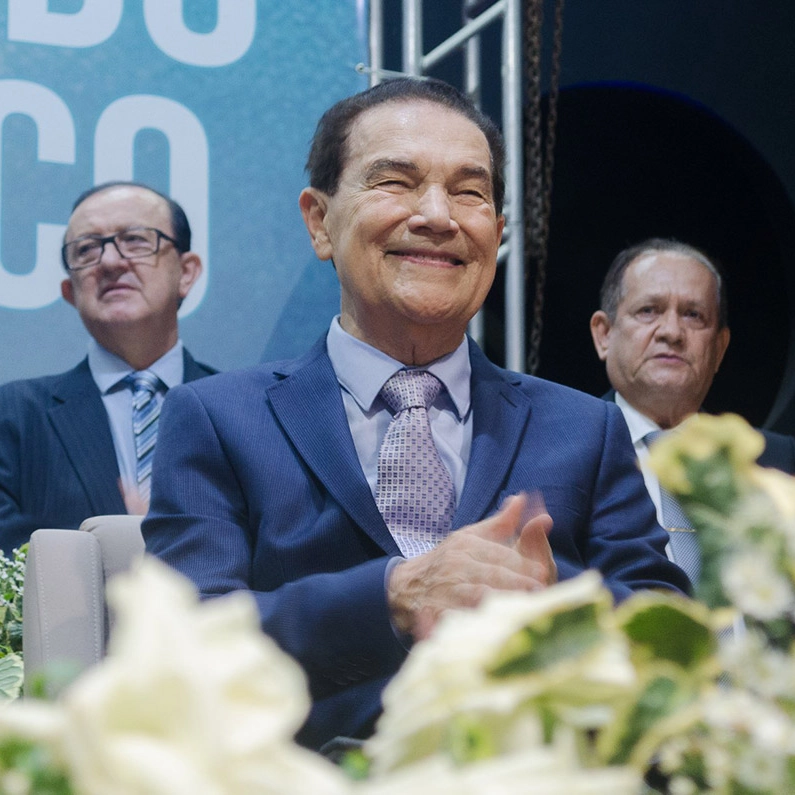 Divaldo Franco celebra 98 anos em Salvador