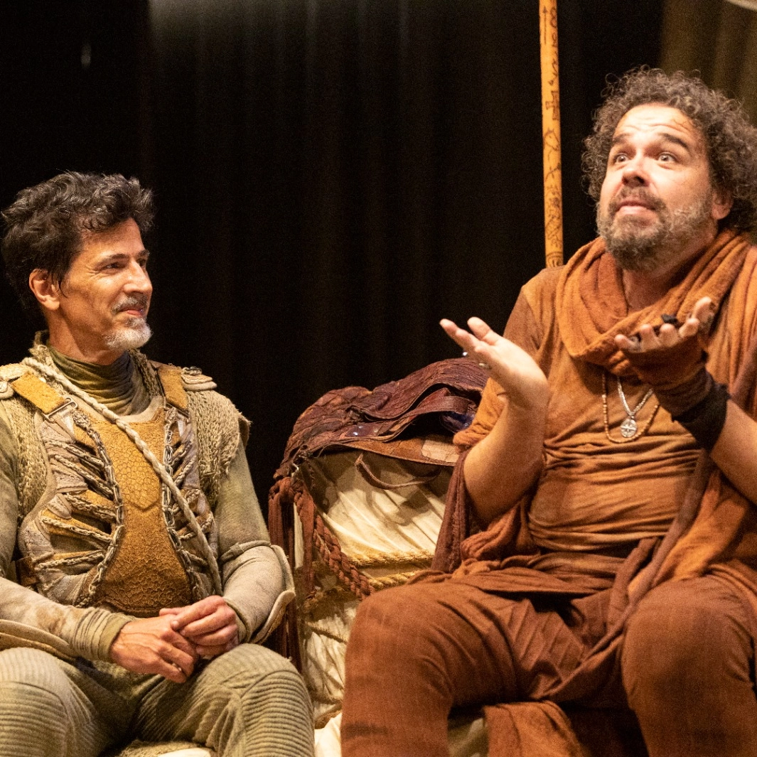 Leonardo Brício e Kadu estrelam “Dom Quixote” na Caixa Cultural Salvador