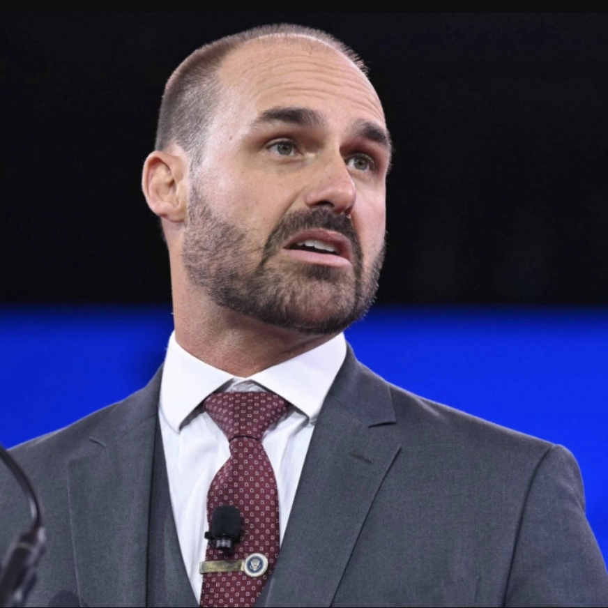 Por unanimidade, STF abre ação penal contra Eduardo Bolsonaro