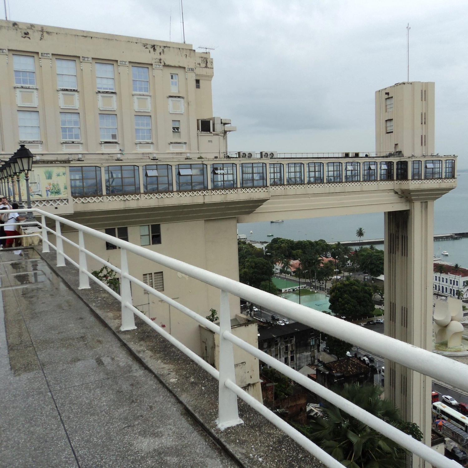 Elevador Lacerda terá novos horários de funcionamento a partir desta segunda