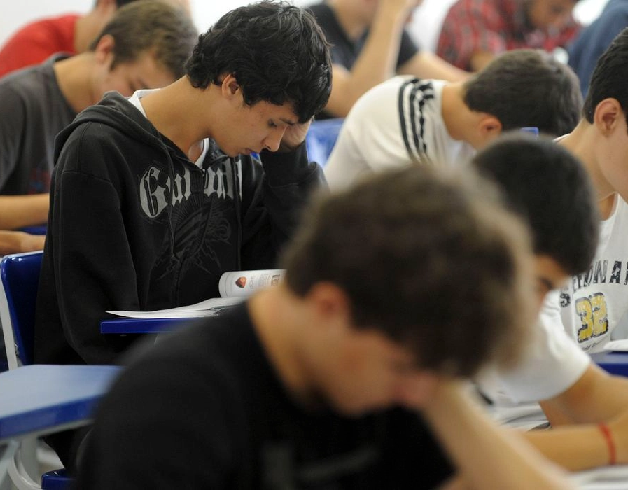 Na reta final para o Enem, cuidados devem ser com o corpo e a mente