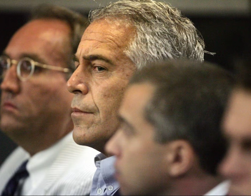 Câmara dos EUA aprova abertura total dos arquivos do caso Jeffrey Epstein