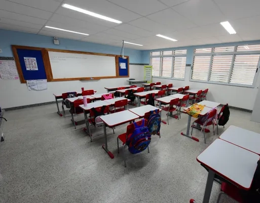 78% das escolas municipais de Salvador retomam atividades apesar da greve
